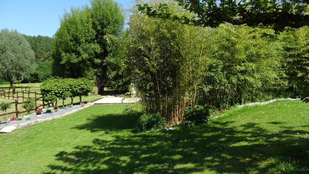 Bed and Breakfast Moulin De Reigner Anche  Екстер'єр фото