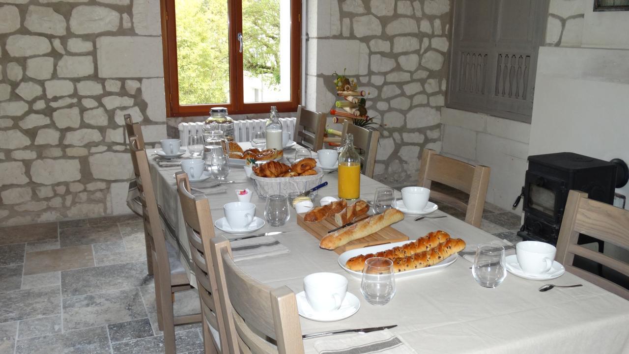 Bed and Breakfast Moulin De Reigner Anche  Екстер'єр фото
